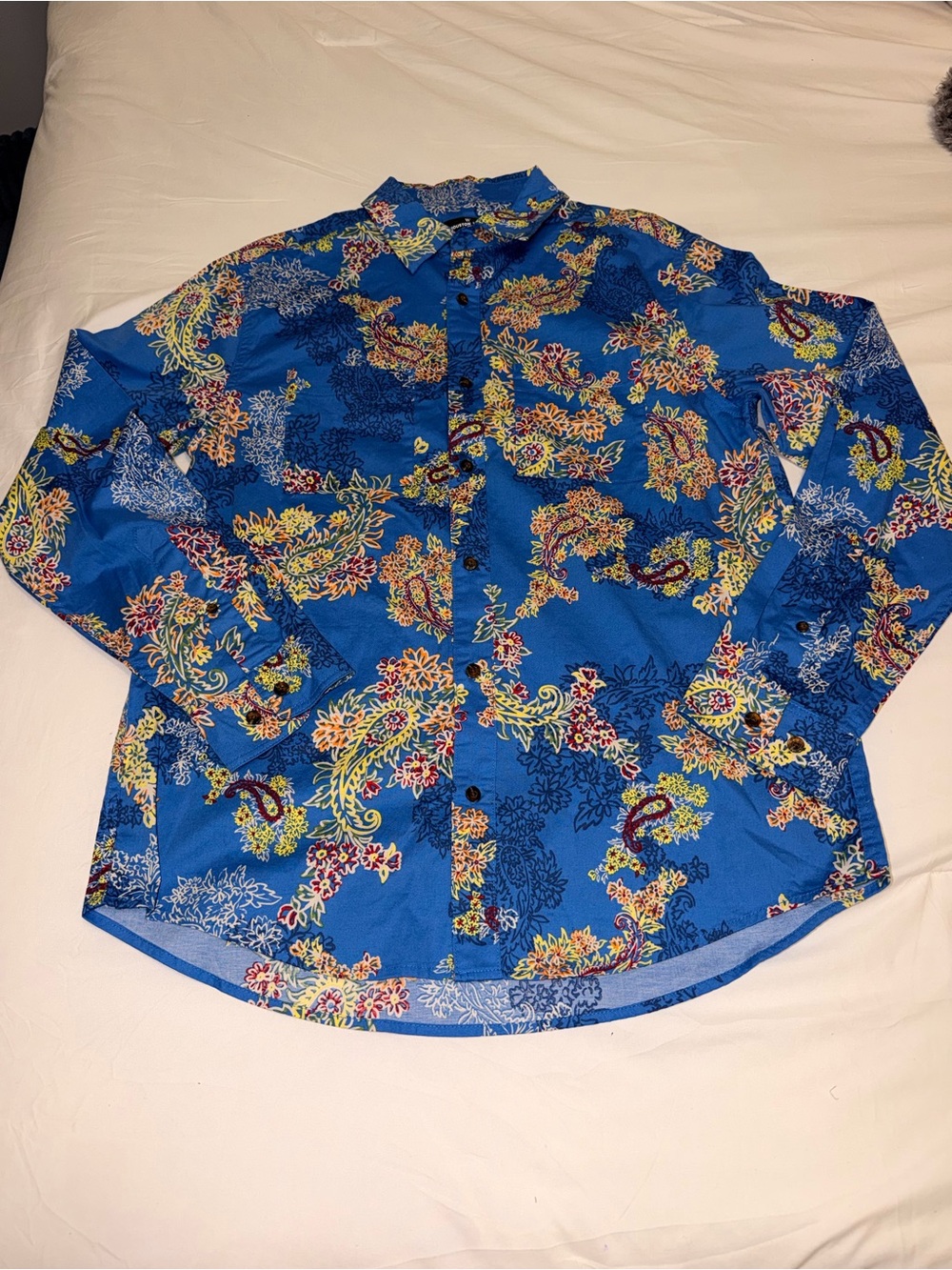 Men's Blue Floral Paisley Long-Sleeve Button-Down Shirt size M